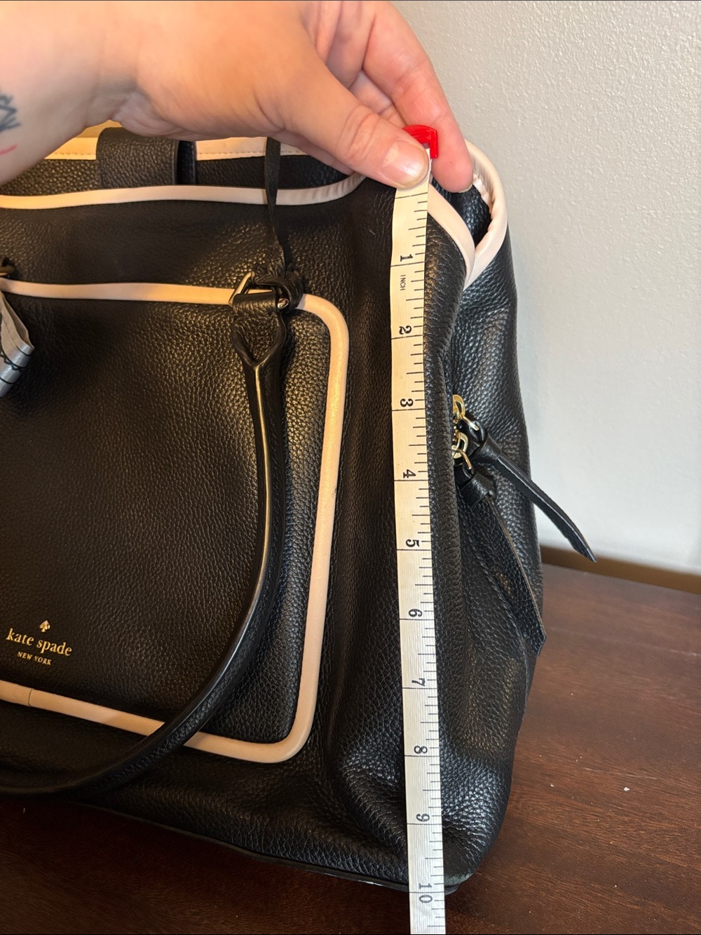 EUC Kate Spade Evangelie Tote Black and Cream - Picture 13 of 14